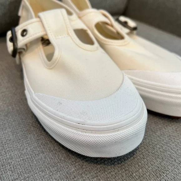 NWOB Vans Style 93 Mary Jane Cream Canvas Buckle Slip-On Sneakers Size 7.5 - Picture 3 of 12